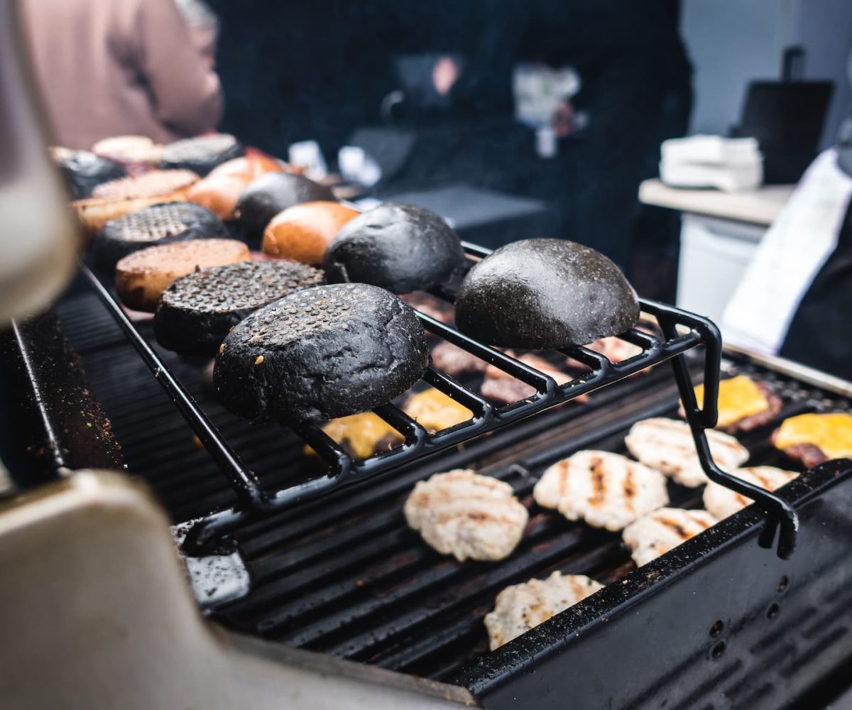 foodiesfeed-com_toasting-squid-ink-black-burger-buns.jpg foodiesfeed-com_toasting-squid-ink-black-burger-buns.jpg